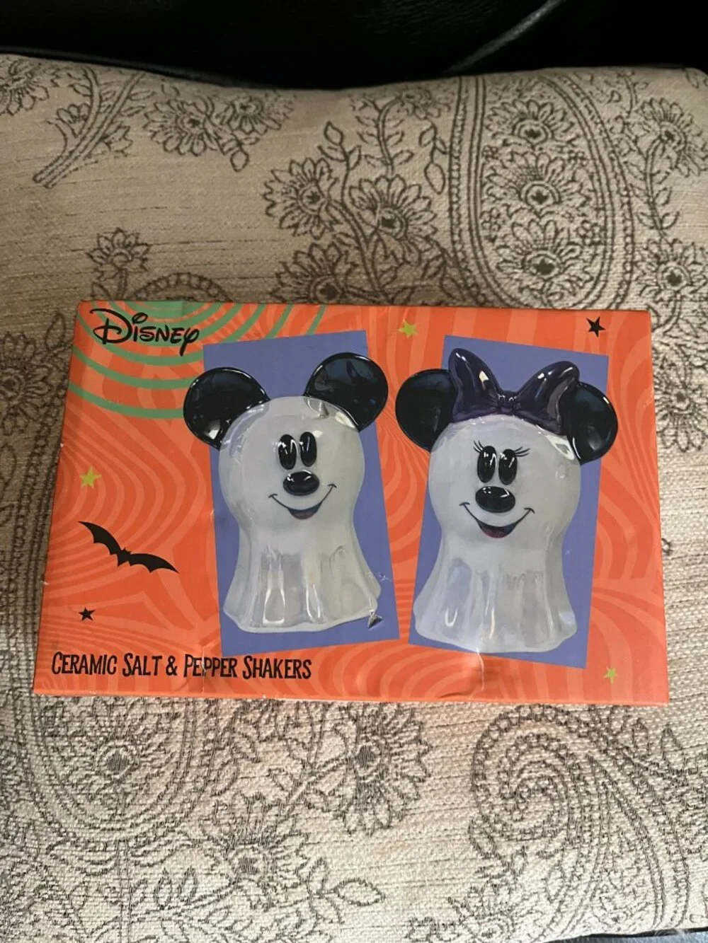 Disney Mickey & Minnie Mouse Ghost Halloween Salt & Pepper Shakers